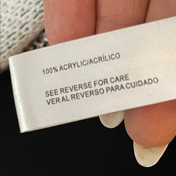 Plaid Turtleneck Sweater - Black and White - Picture 8 of 9